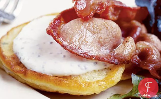 Ricotta hot cakes with crispy bacon & mixed leaves