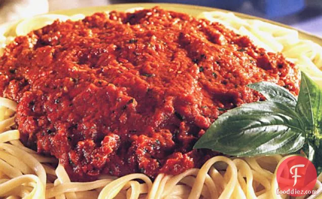 Linguine with Red Pepper Sauce