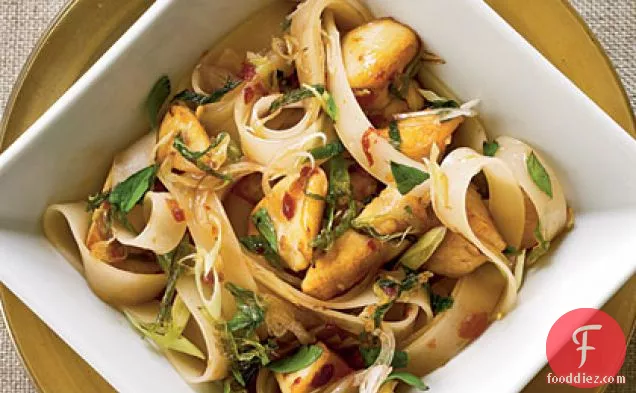 Thai Rice Noodles with Chicken