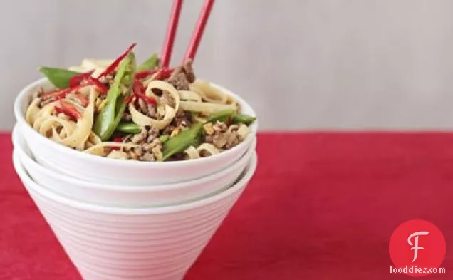 Five-spice beef & sugar snap noodles