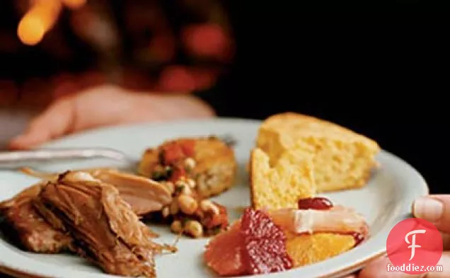 धीमी भुना हुआ खींचा पोर्क