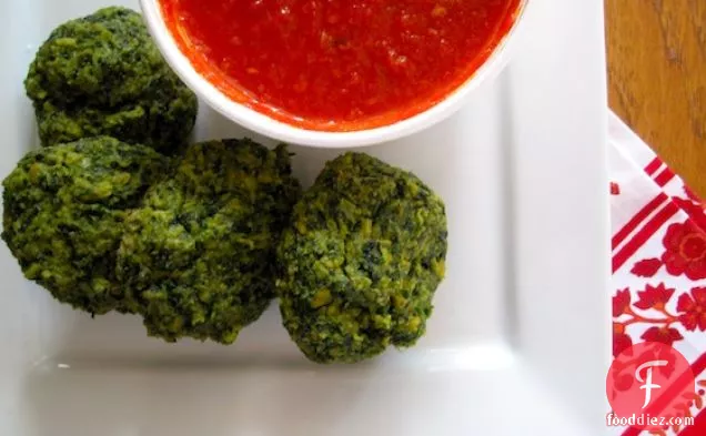 Spinach Balls with Tomato Sauce