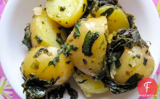 Papas con Espinacas (Potatoes with Spinach)