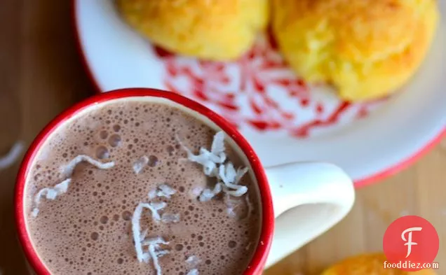 Hot Chocolate in Coconut Milk (Chocolate en Leche de Coco)