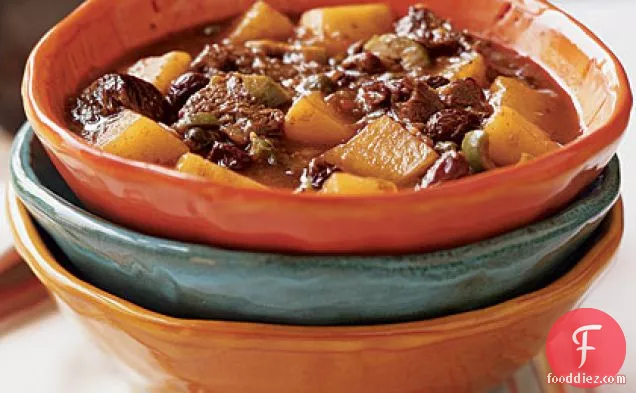 Carne con Papas (Stew of Beef and Potatoes)