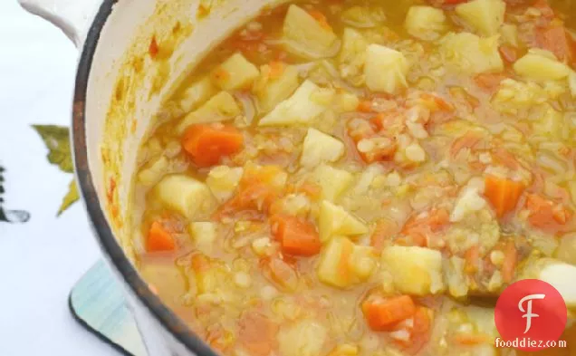 Parsnip, Carrot & Lentil Soup for the 5:2 Diet