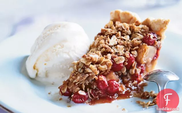 Pear-Cranberry Pie with Oatmeal Streusel