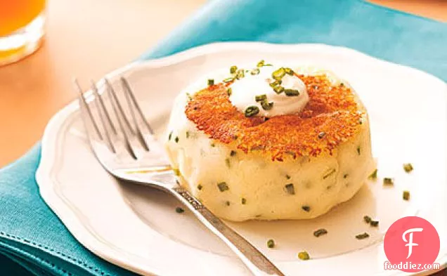 Sour Cream-Chive Potato Cakes