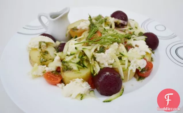 5:2 Diet - Potato and Beetroot Salad with Mozzarella = 300 calories