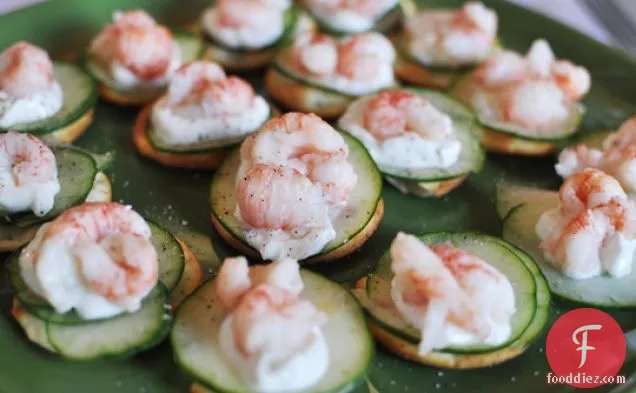 Cool Shrimp And Cucumber Crackers