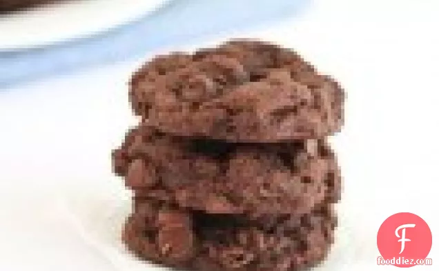Healthier Three Ingredient Fudgy Chocolate Cookies