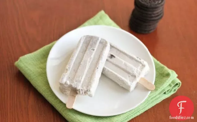 Cookies and Cream Popsicles