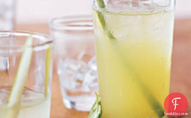 Mint, Cucumber, And Vodka Cocktails