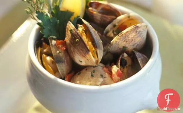 Clams with Prosciutto and Thyme