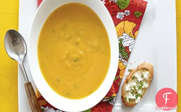 Roasted Butternut Soup with Goat Cheese Toasts