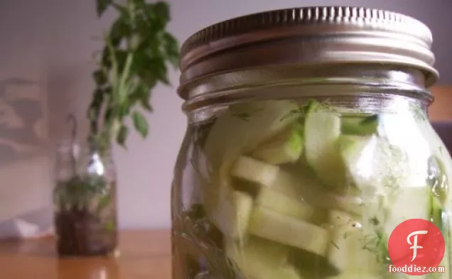 Garlic-dill Cucumber Pickles