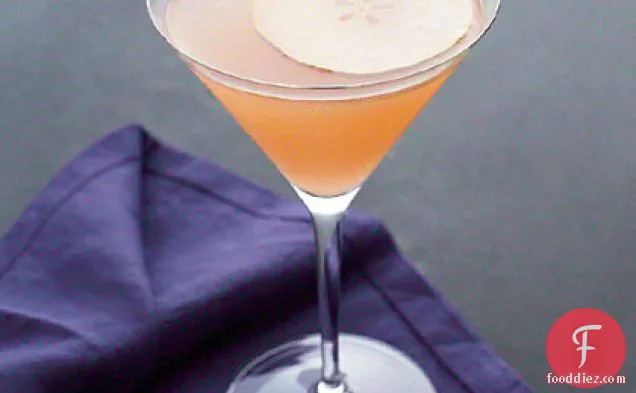 Fresh Pear Cocktail