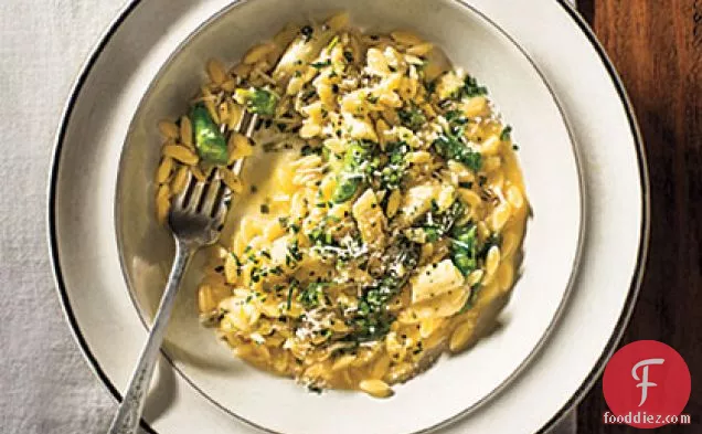 Orzotto with Green and White Asparagus
