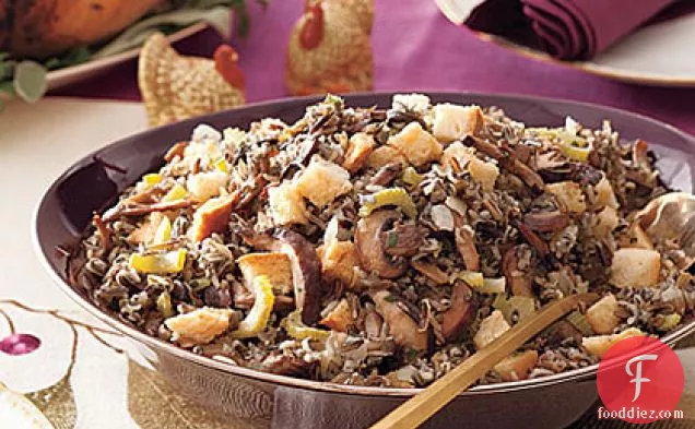 Slow-Cooker Wild Rice and Mushroom Stuffing