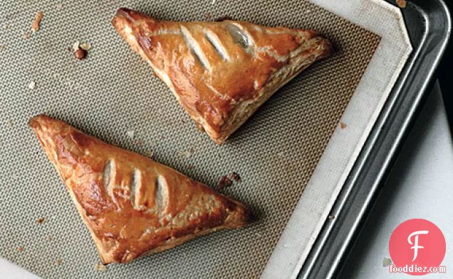 French Apple Turnovers (Chaussons Aux Pommes)