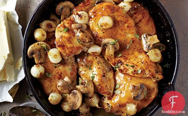 Chicken Cutlets with Mushrooms and Pearl Onions
