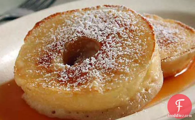 Baked Apple Rings with Caramel Sauce