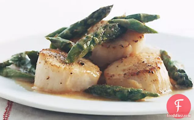 Scallops with Asparagus