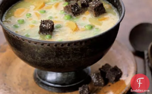 Split Pea Soup with Pumpernickel Croutons