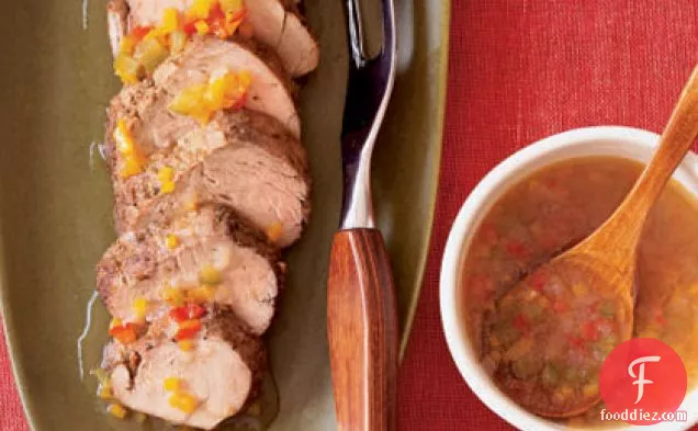 काली मिर्च जेली शीशे का आवरण के साथ भुना हुआ पोर्क टेंडरलॉइन