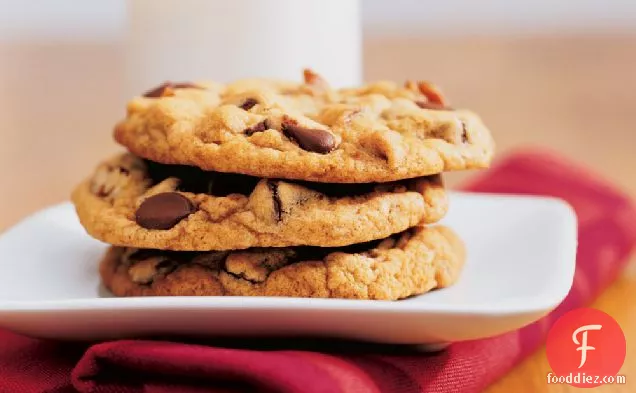 Thick, Chewy Chocolate Chip Cookies