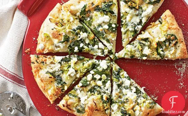 Three Cheese-and-Spinach Pizza