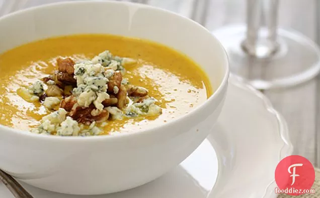 Pumpkin Soup With Toasted Walnuts