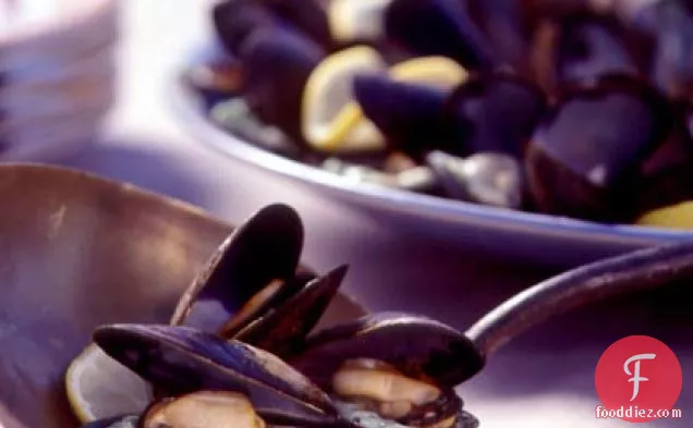 Mussels with Salsa Verde