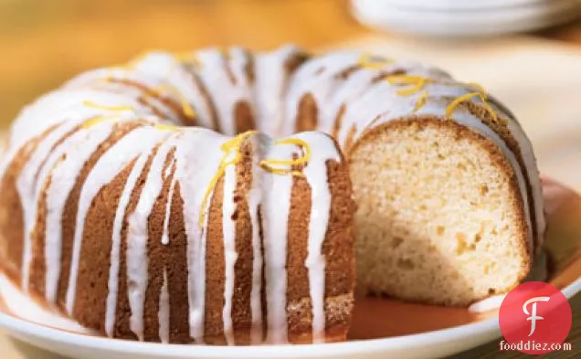 Glazed Lemon Buttermilk Cake