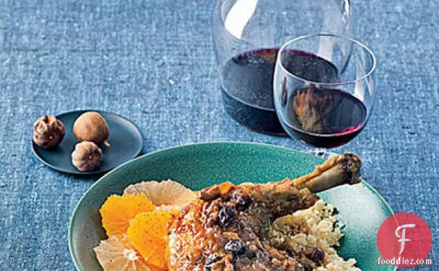 मैकेरल और पाइन नट्स के साथ स्पेगेटी