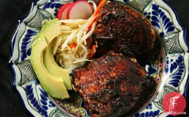 लाल चिली मसालेदार ग्रील्ड चिकन