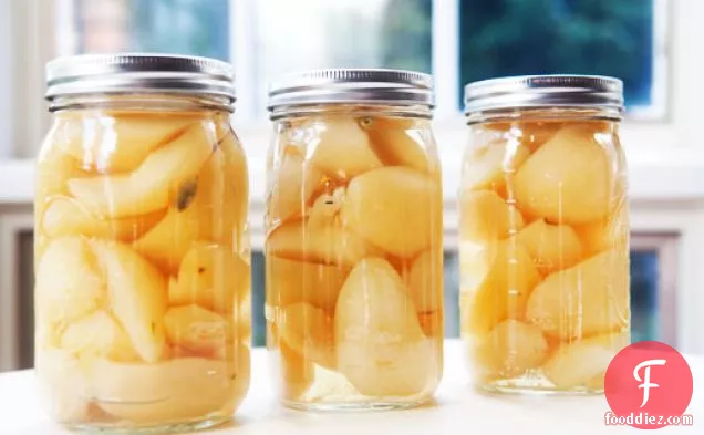 Preserved Pears