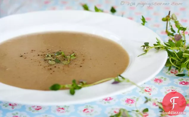 चार लिली सूप