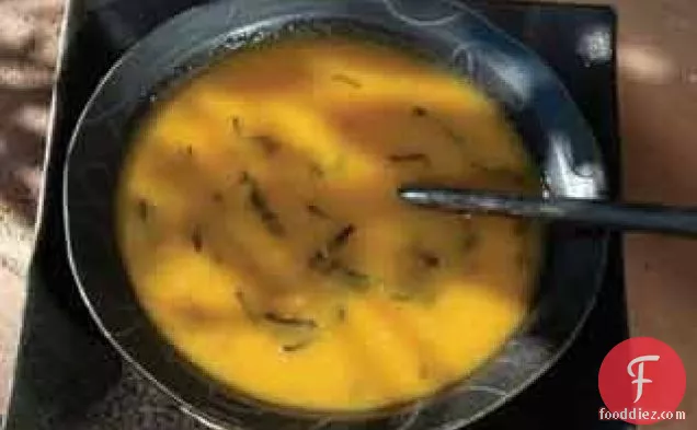 हल्का और ताज़ा ठंडा गाजर का सूप