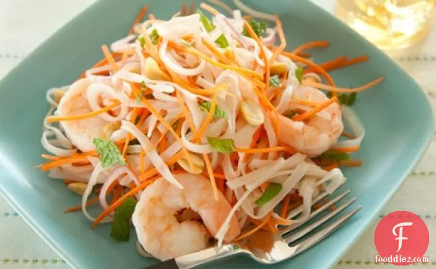 Fresh Shrimp and Carrot Salad with Quick Thai Salad Dressing