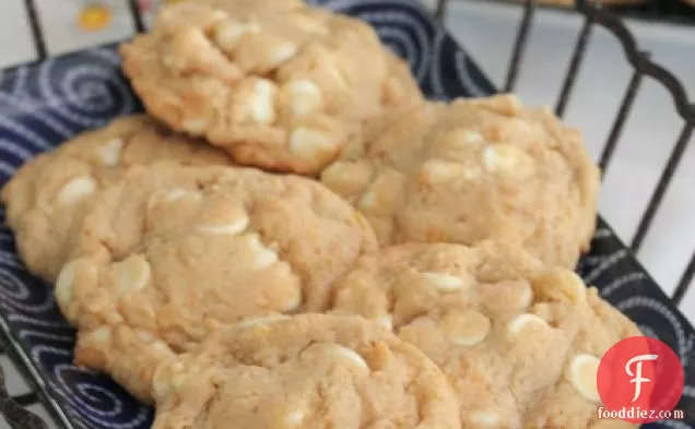 Frosted Flakes White Chocolate Chip Cookies