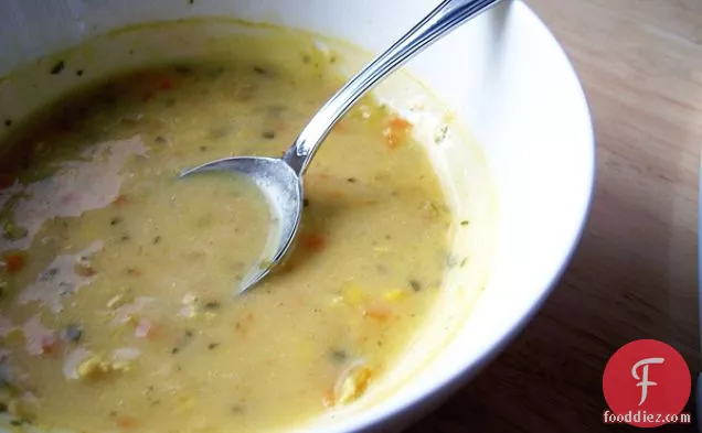 मलाईदार डेयरी मुक्त जंगली चावल का सूप