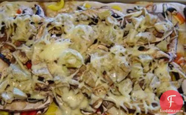 Portobello Mushroom, Fresh Peppers and Goat Cheese Pizza
