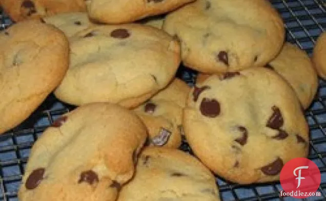 Chewy Jumbo Chocolate Chip Cookies