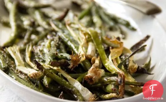 Roasted Green Beans and Scallions