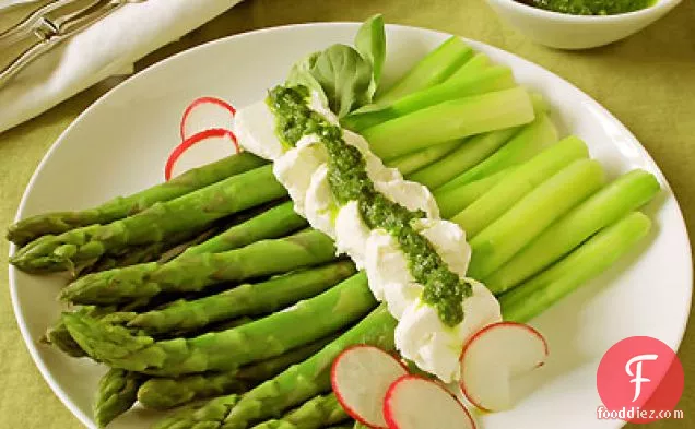 Asparagus with Goat Cheese and Arugula Sauce