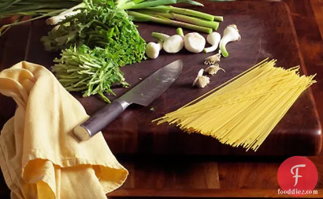 Green Garlic & Spring Onion Pesto Pasta