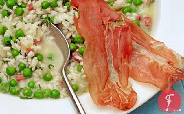 Risi e Bisi with Baked Prosciutto Chips
