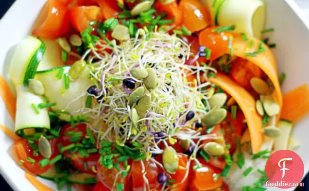 Carrot And Zucchini Linguini Salad