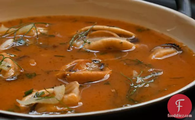 Roast Tomato Soup with Mussels & Fennel